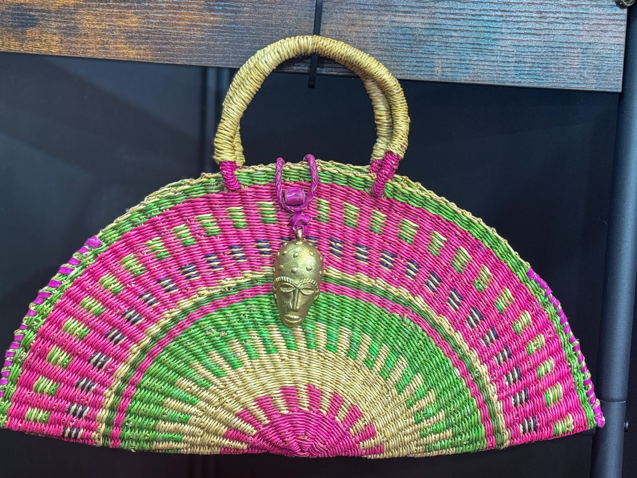 Oyster Silhouette Pink & Green Handwoven Bag